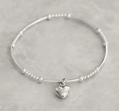 Petals- 5 Bar Heart Bracelet 