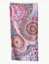 Load image into Gallery viewer, Sand Dune Breams Beach Towel

