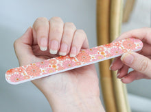 Load image into Gallery viewer, Nailfile - Flower
